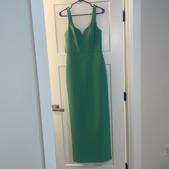 BCBG size 4 green dress - Picture 3 of 7